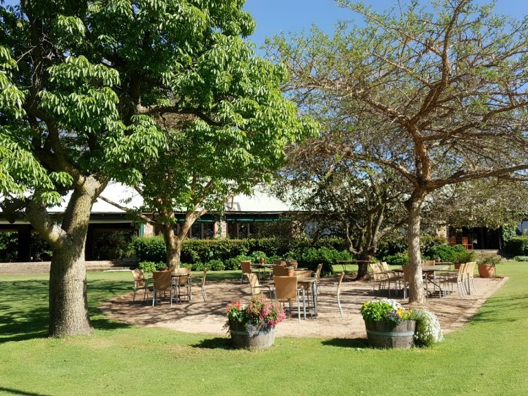 Top 7 Restaurants To Visit In The Countryside
