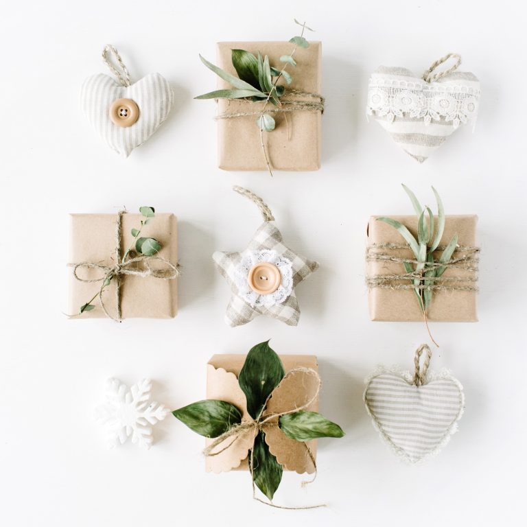 How To Indulge In A Green Christmas